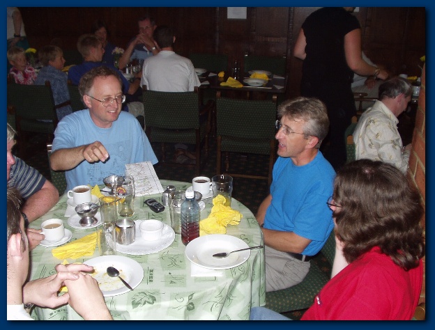 600x449 pixels (122K)